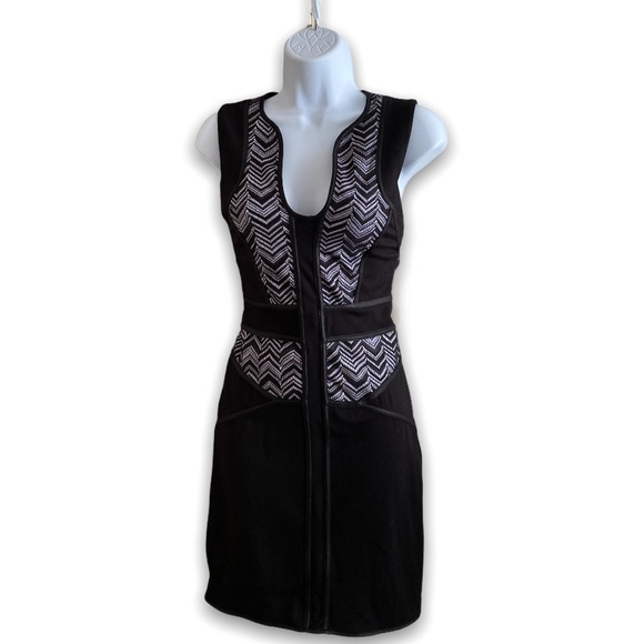 Bebe Bodycon Mini Dress - Picture 5 of 13